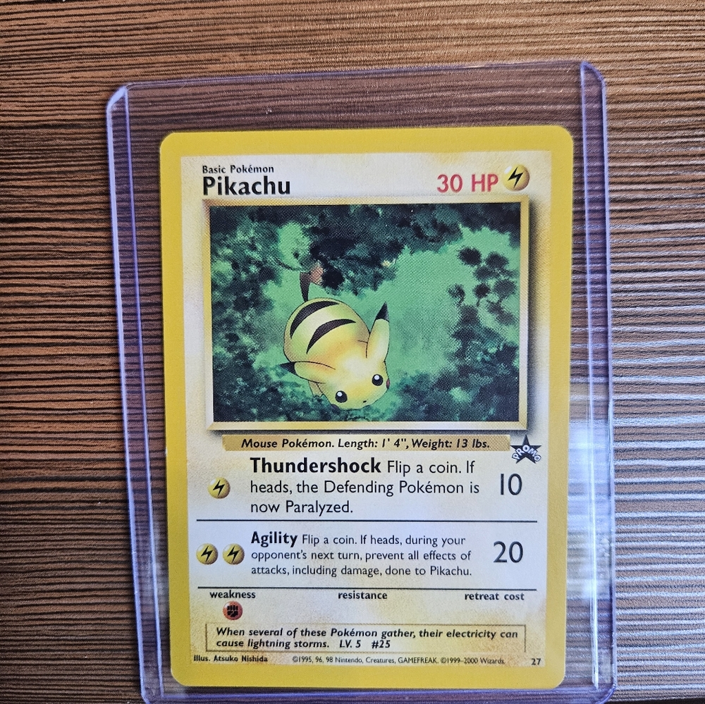 Pokemon Pikachu 27 Promo Card